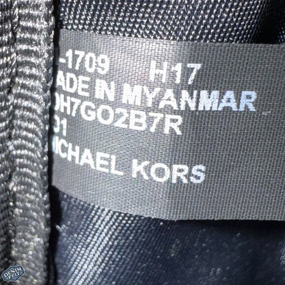 MICHAEL KORS Black Ultra Pink Ruby Jewel Floral Large KELSEY NYLON
BACKPACK - Picture 15 of 16